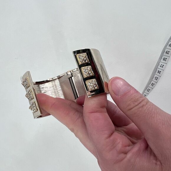 Victoria's Secret Scandalous Hinged Gold Tone Rhinestone Cuff Bangle Bracelet - Picture 4 of 11